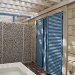 Δωμάτια σε οικογενειακή κατοικία Cayirli Butik *